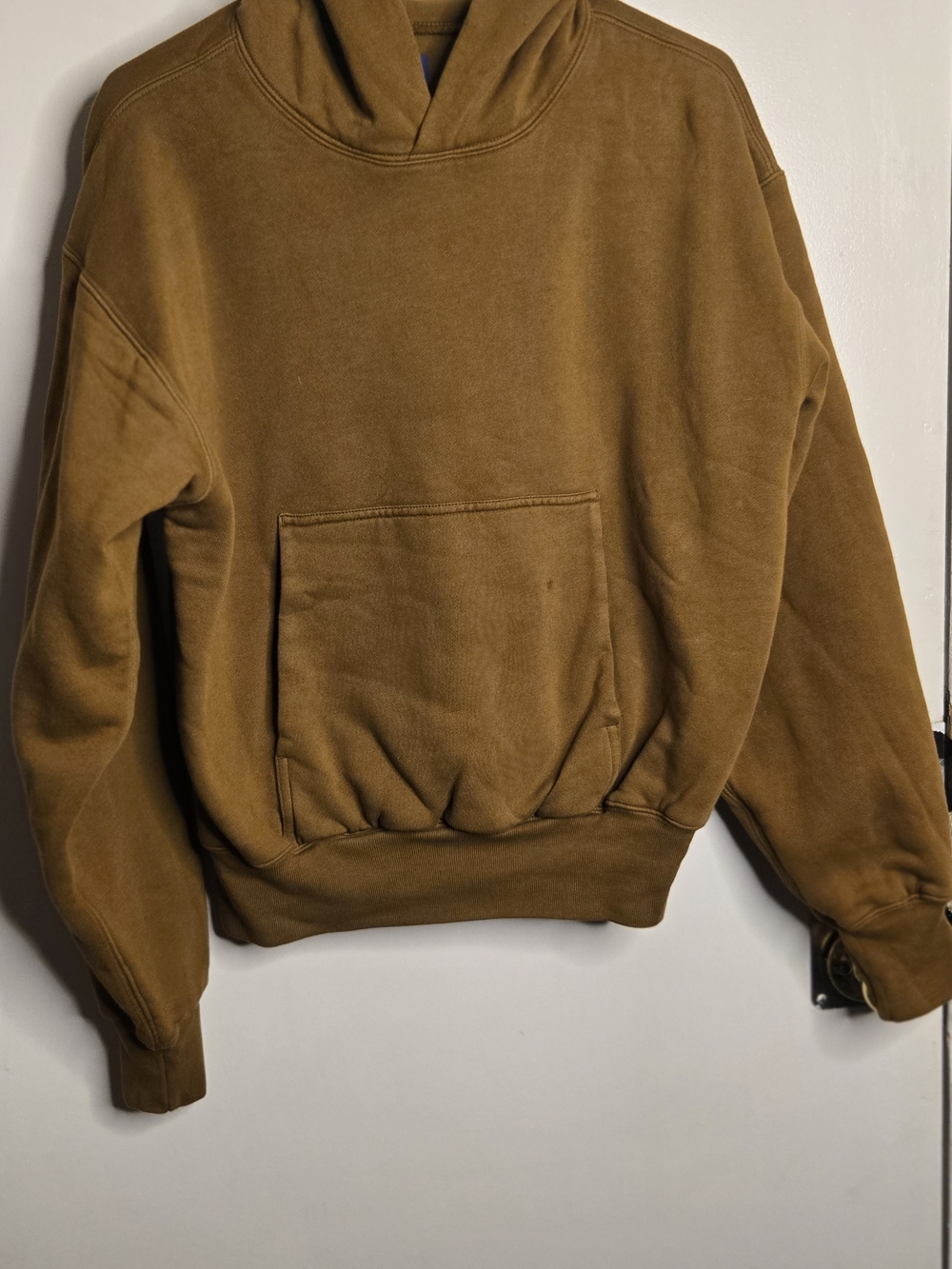 GAP Men’s YZY Logo Crewneck Sweater in Caramel Brown
